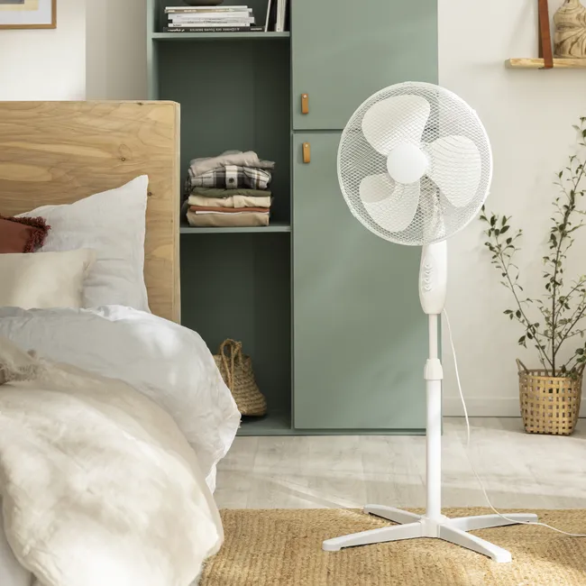 EQUATION Ventilador de Pie Altona-4 45W Blanco 40cm 3 Velocidades Oscilante